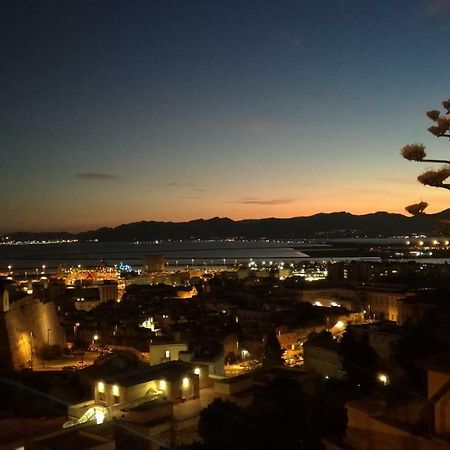 Hotel La Terrazza Cagliari Ngoại thất bức ảnh