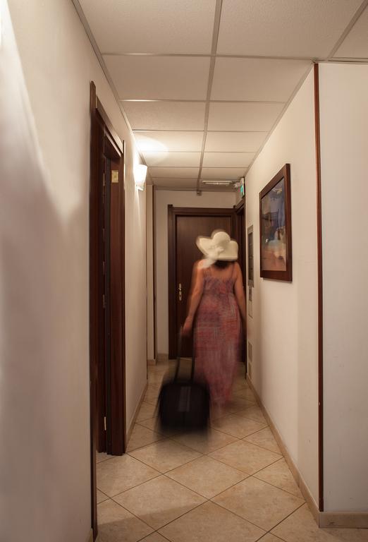 Hotel La Terrazza Cagliari Ngoại thất bức ảnh