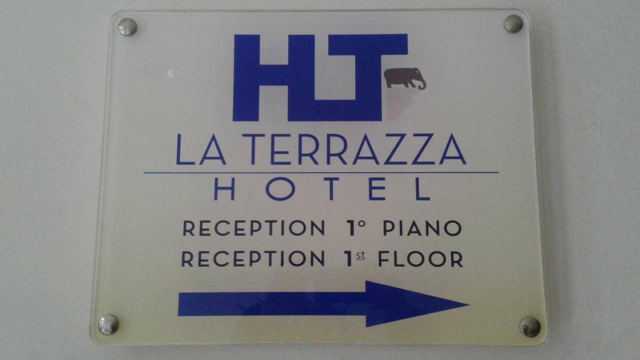 Hotel La Terrazza Cagliari Ngoại thất bức ảnh
